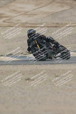 media/Sep-21-2025-Race Pace (Sun) [[98bf33ef95]]/Non Verified/1-Turns 9 and 10 (8am)/